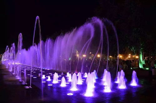 松花江畔新景 可移動噴泉點(diǎn)亮夏日時(shí)光