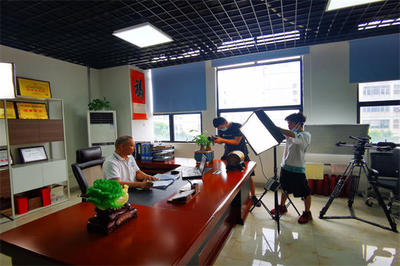 獻(xiàn)禮百年榮光 企業(yè)拍攝建團(tuán)100周年宣傳片的策略與執(zhí)行指南